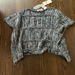 NWT Quagga Green Label poncho pullover